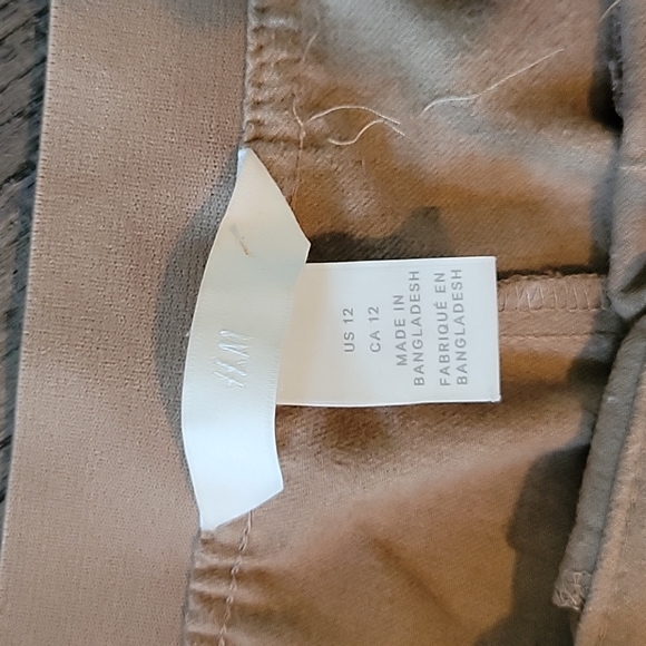 H&M Tan Pants - Picture 2 of 2